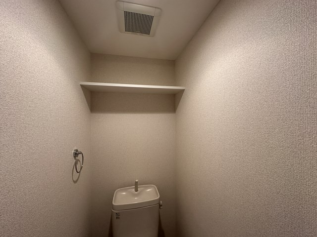 トイレ上部収納